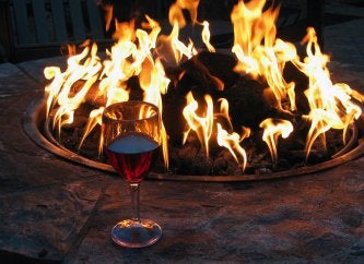 Reasons to Have an Outdoor Fire Pit in Chantilly